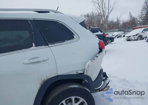 2014 Jeep Cherokee Latitude z USA, uszkodzony, nr VIN 1C4PJMCB3EW299570